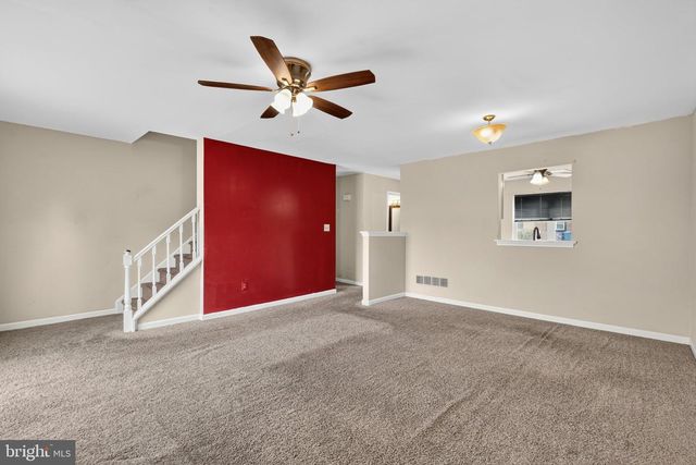 1117 OLD FORGE RD, New Castle, DE 19720