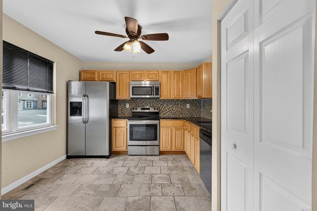1117 OLD FORGE RD, New Castle, DE 19720