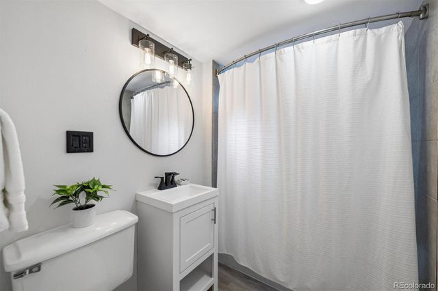 1366 S Newport Street, Denver, CO 80224