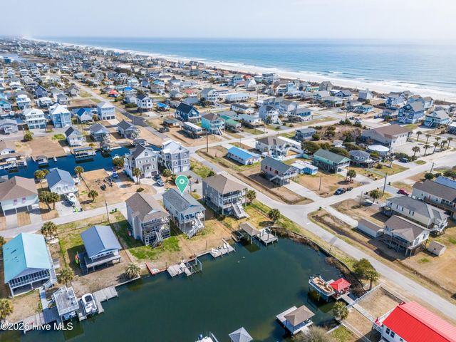 1017 1st Street, Surf City, NC 28445