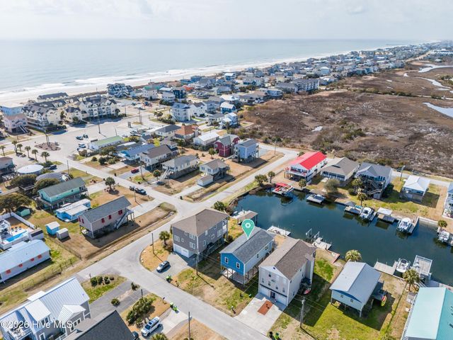 1017 1st Street, Surf City, NC 28445