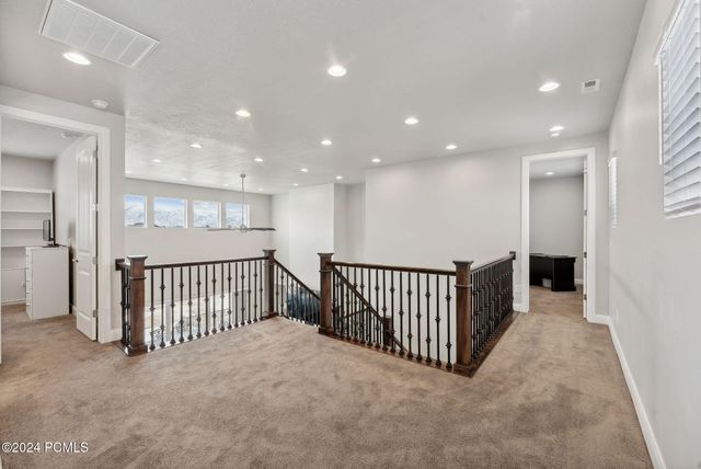 2118 Snowy Crane Drive, Clinton, UT 84015