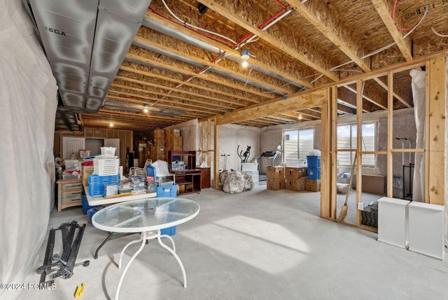 2118 Snowy Crane Drive, Clinton, UT 84015