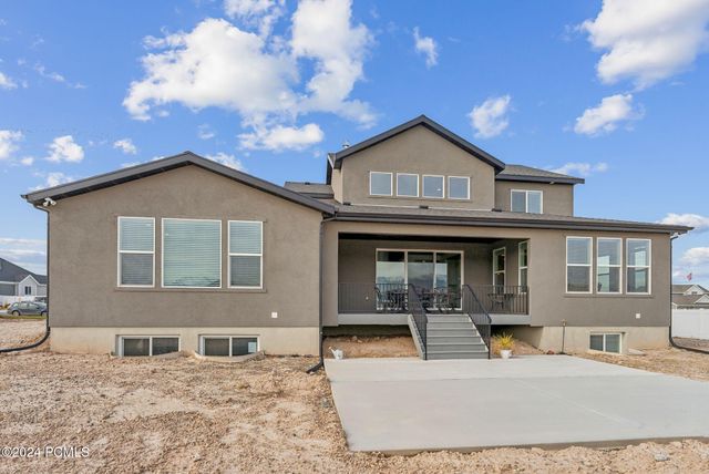 2118 Snowy Crane Drive, Clinton, UT 84015