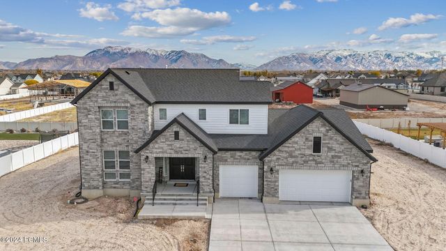 2118 Snowy Crane Drive, Clinton, UT 84015