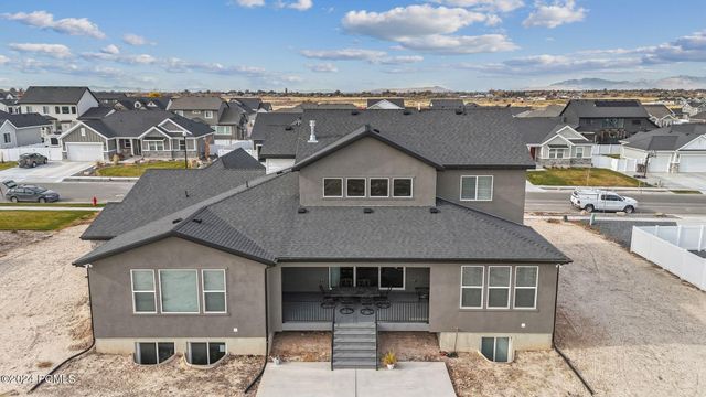 2118 Snowy Crane Drive, Clinton, UT 84015