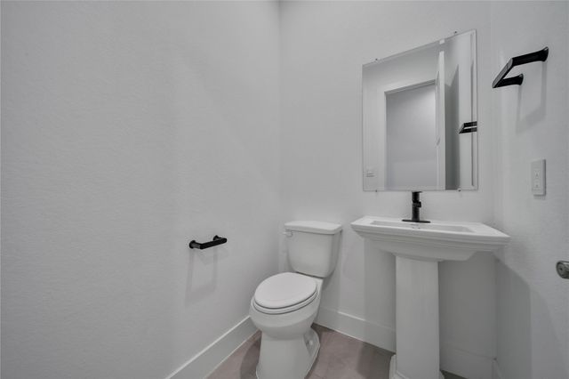 115 Oak Estates Drive, Conroe, TX 77384