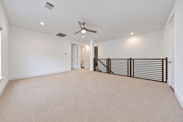 115 Oak Estates Drive, Conroe, TX 77384