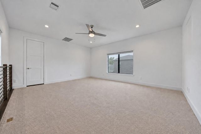 115 Oak Estates Drive, Conroe, TX 77384