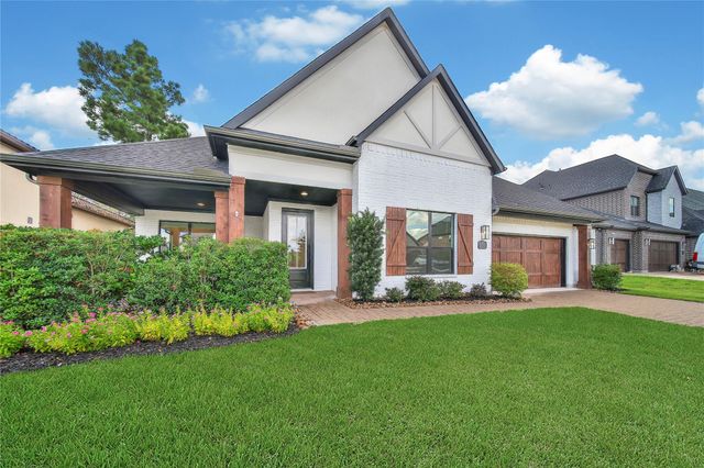 115 Oak Estates Drive, Conroe, TX 77384