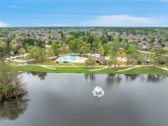 115 Oak Estates Drive, Conroe, TX 77384