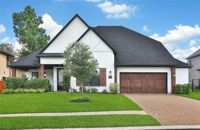 115 Oak Estates Drive, Conroe, TX 77384