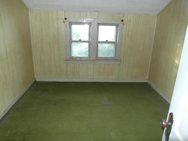 4086 N 6th STREET, Milwaukee, WI 53212