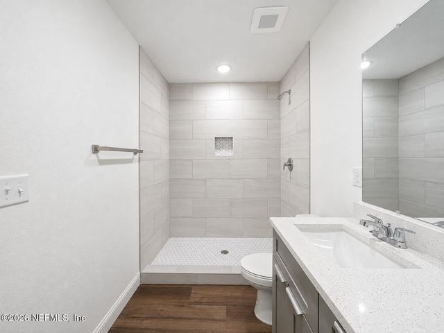 6019 IRIS Boulevard, Jacksonville, FL 32209