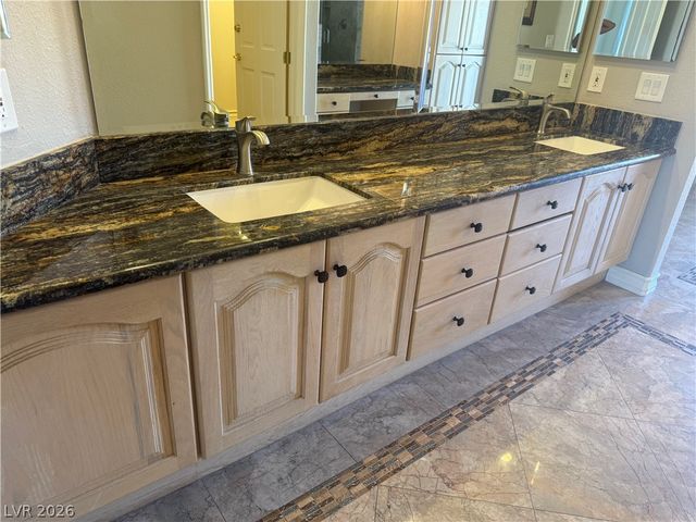 3167 Lido Isle Court, Las Vegas, NV 89117