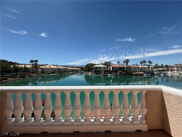 3167 Lido Isle Court, Las Vegas, NV 89117