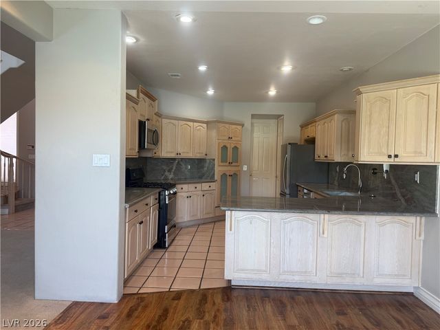 3167 Lido Isle Court, Las Vegas, NV 89117