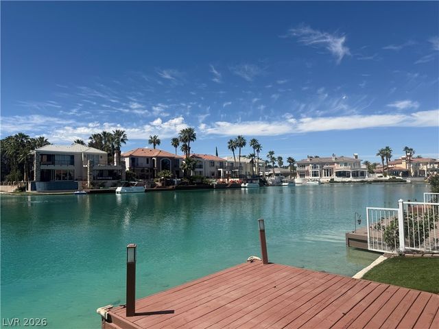 3167 Lido Isle Court, Las Vegas, NV 89117