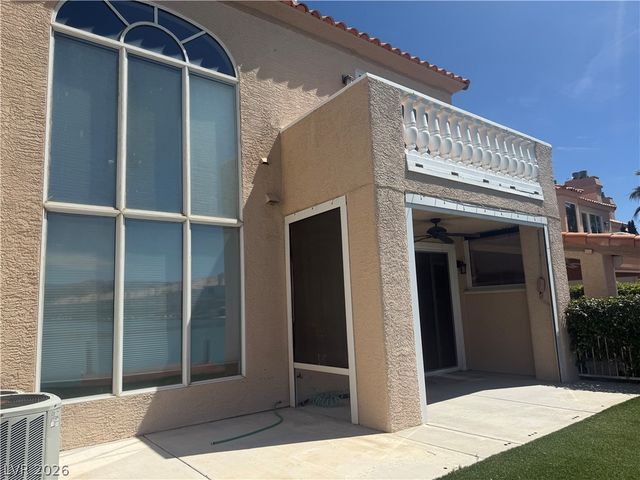 3167 Lido Isle Court, Las Vegas, NV 89117