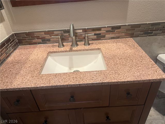 3167 Lido Isle Court, Las Vegas, NV 89117