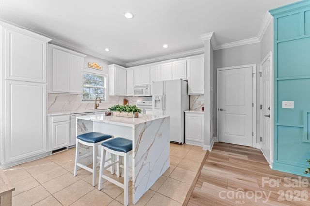 2009 Hillside Drive S, North Myrtle Beach, SC 29582