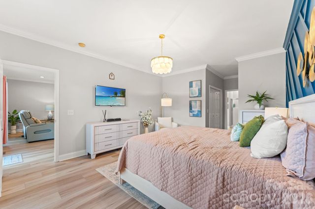 2009 Hillside Drive S, North Myrtle Beach, SC 29582