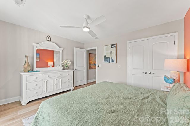 2009 Hillside Drive S, North Myrtle Beach, SC 29582
