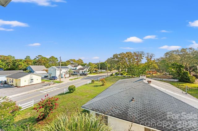 2009 Hillside Drive S, North Myrtle Beach, SC 29582