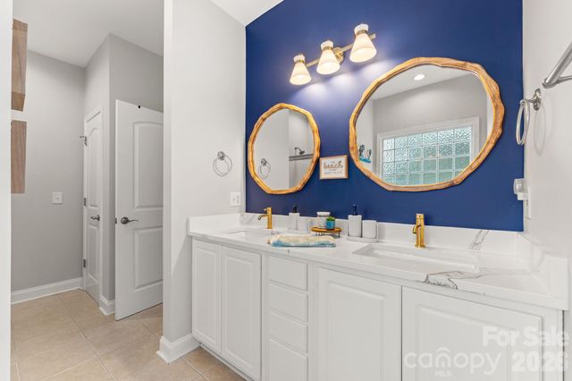 2009 Hillside Drive S, North Myrtle Beach, SC 29582