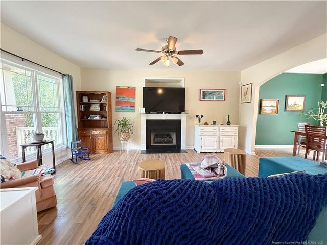 675 Omaha Drive, Broadway, NC 27505