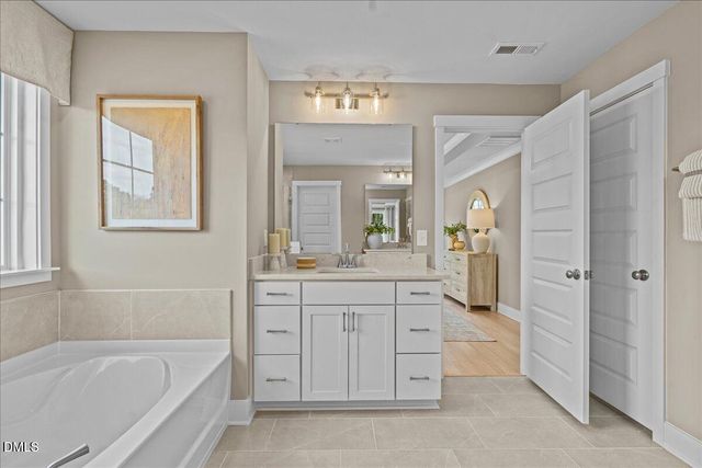 1612 Briar Brook Lane, Zebulon, NC 27597