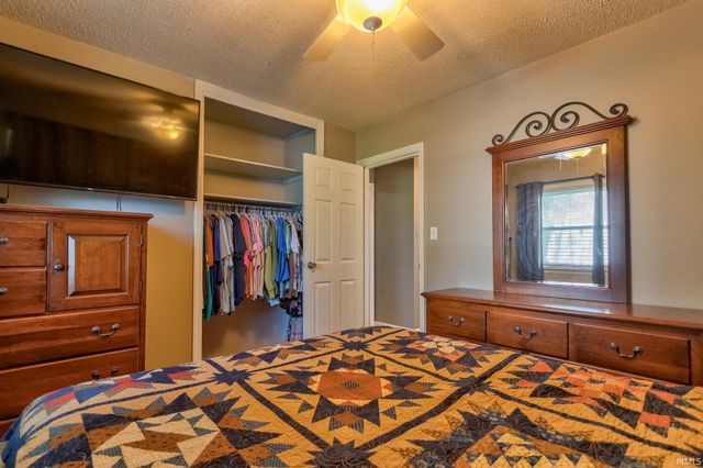 1900 S Spring Street, Evansville, IN 47714