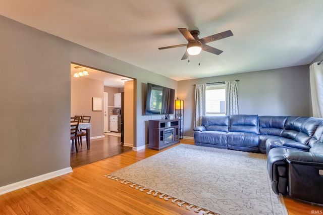 1900 S Spring Street, Evansville, IN 47714