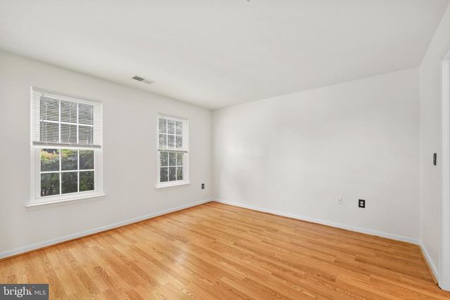 1037 GARDENVIEW LOOP #101, Woodbridge, VA 22191