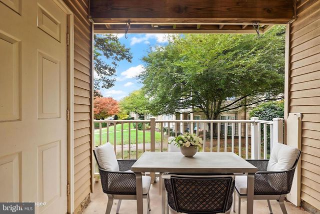 1037 GARDENVIEW LOOP #101, Woodbridge, VA 22191