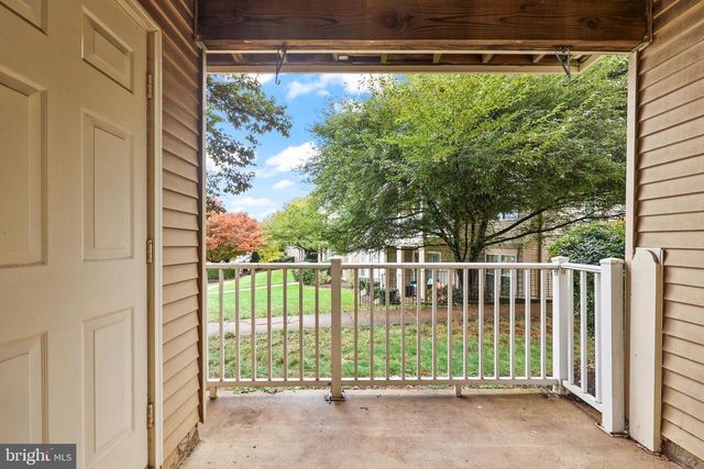 1037 GARDENVIEW LOOP #101, Woodbridge, VA 22191