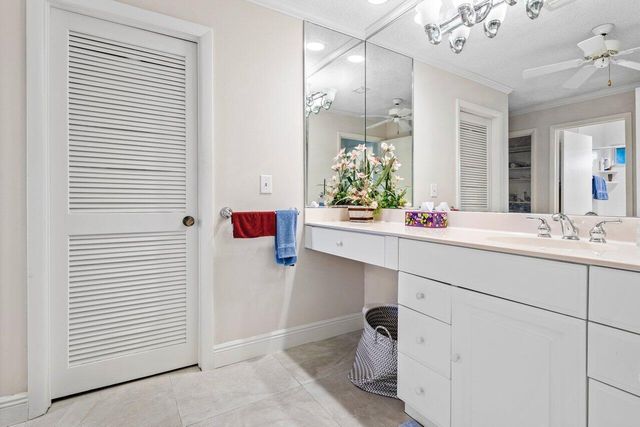 4265 Shelldrake Lane, Boynton Beach, FL 33436