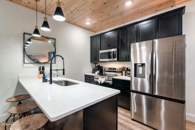 1133 Reedmont Way, Sevierville, TN 37876
