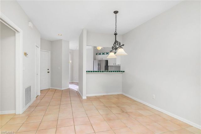 3785 Fieldstone BLVD # 203, Naples, FL 34109