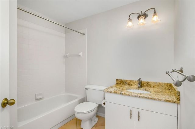 3785 Fieldstone BLVD # 203, Naples, FL 34109