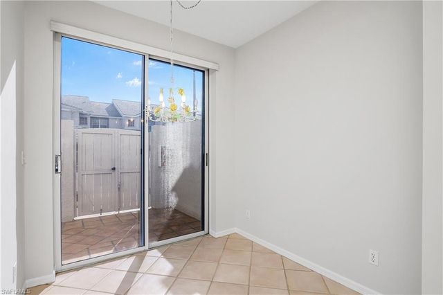 3785 Fieldstone BLVD # 203, Naples, FL 34109