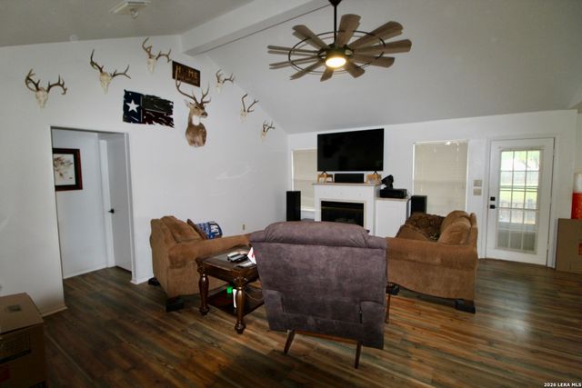 19470 Blume Dr, Lytle, TX 78052