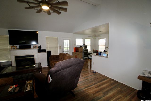 19470 Blume Dr, Lytle, TX 78052