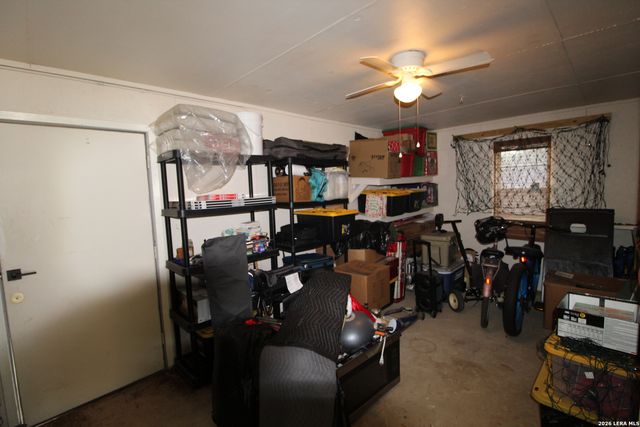 19470 Blume Dr, Lytle, TX 78052
