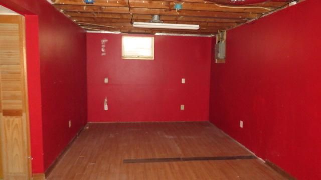 1900 Manor Drive, Burnsville, MN 55337