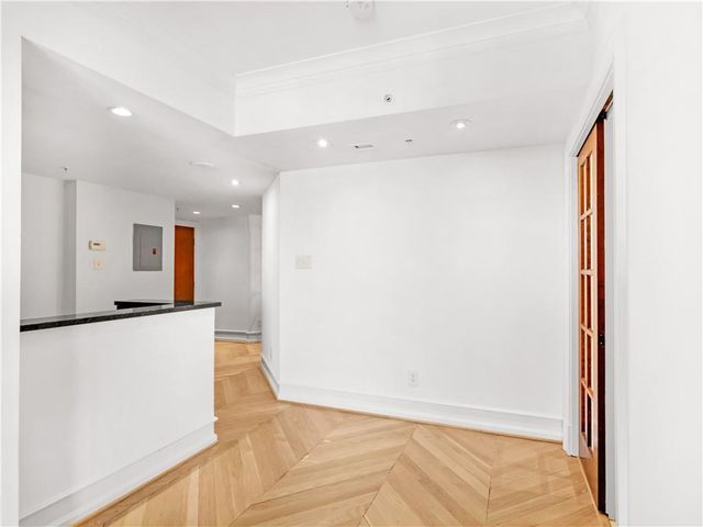 199 14th NE Street 701, Atlanta, GA 30309