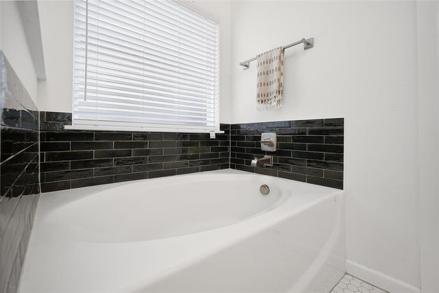 15921 Bison Drive, Oklahoma City, OK 73170