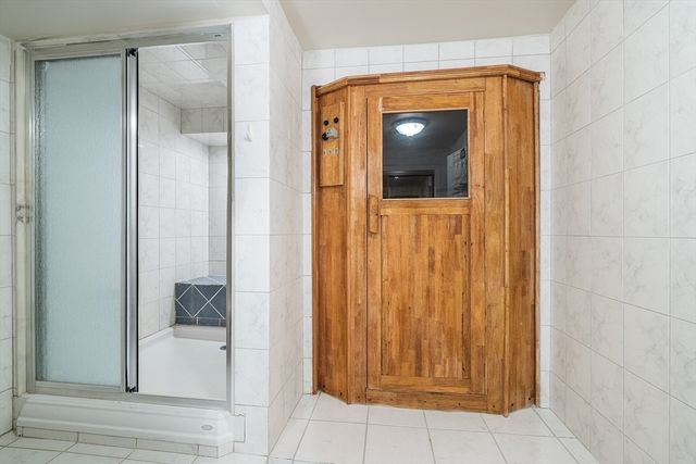 3 Georgia Dr 3, Burlington, MA 01803