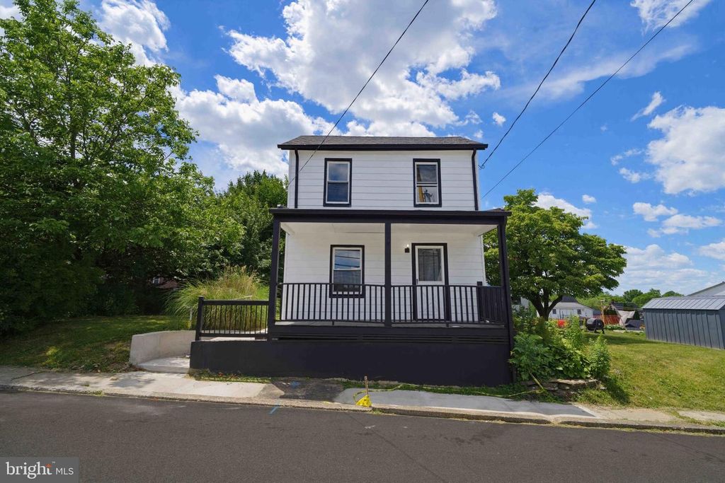828 MILL ST, Phillipsburg, NJ 08865