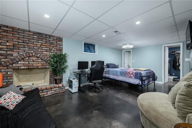 13300 Parallel Parkway, Kansas City, KS 66109
